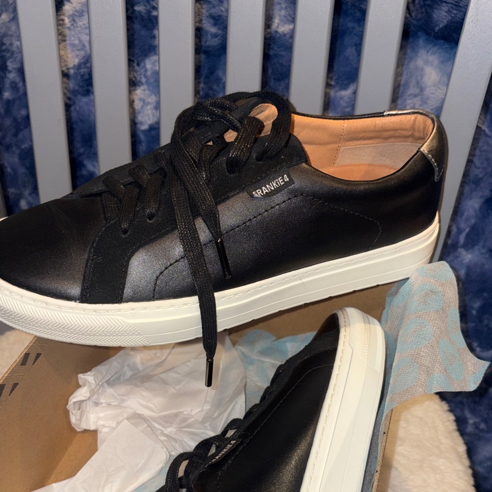 Frankie 4 Women's Black Leather Sneakers